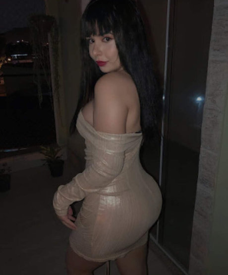 Naken lekkede OnlyFans-bilde av Naju Rosendo