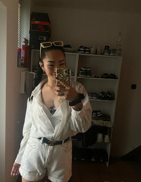 Asianiina