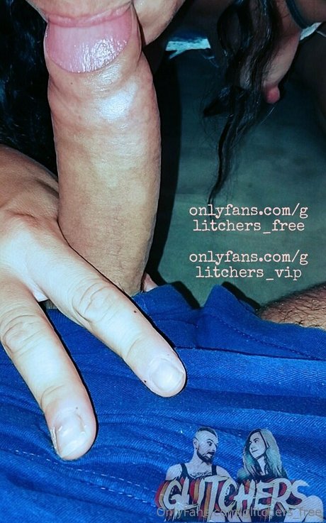 Nagie wyciekłe zdjęcie OnlyFans od Glitchersfree