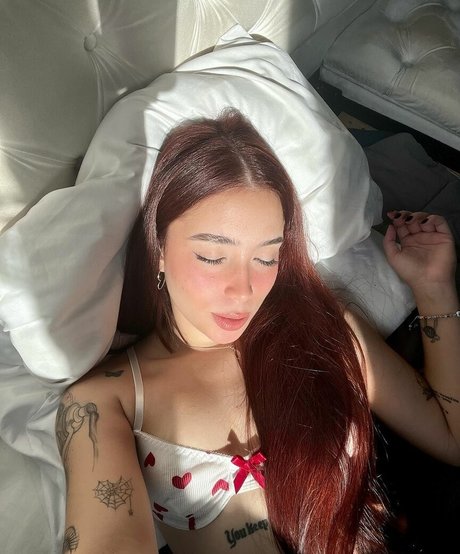 Naakte gelekte OnlyFans-foto van Valentina Navia