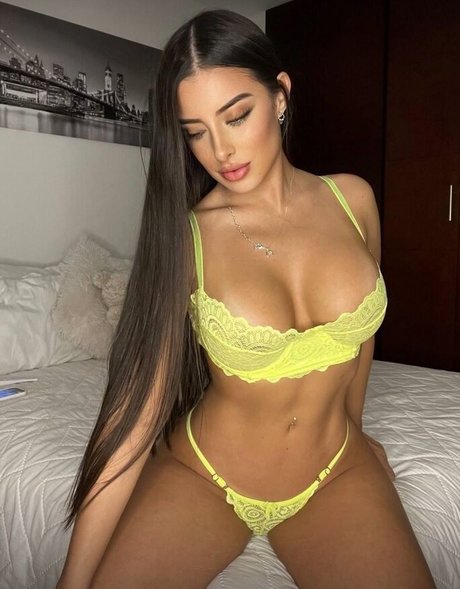 Naken lekkede OnlyFans-bilde av Noralizlopez