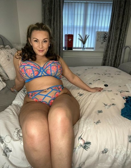 Nahá fotka uniklých OnlyFans od Zaradanielsjoi