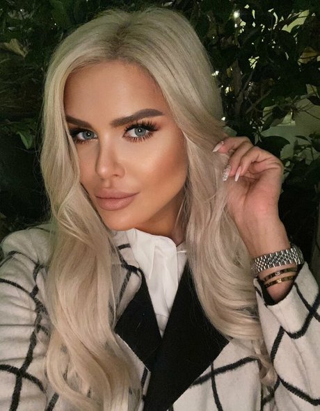 Naken lekkede OnlyFans-bilde av Elisa Bethann