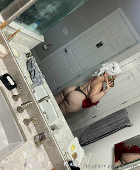 Naken lekkede OnlyFans-bilde av Jersienicole