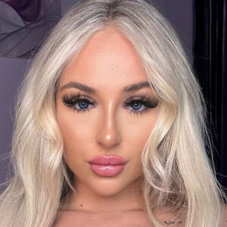 Naken lekkede OnlyFans-bilde av Sophielouise1x