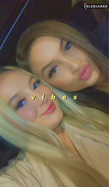Naken lekkede OnlyFans-bilde av Kayla Giarrusso
