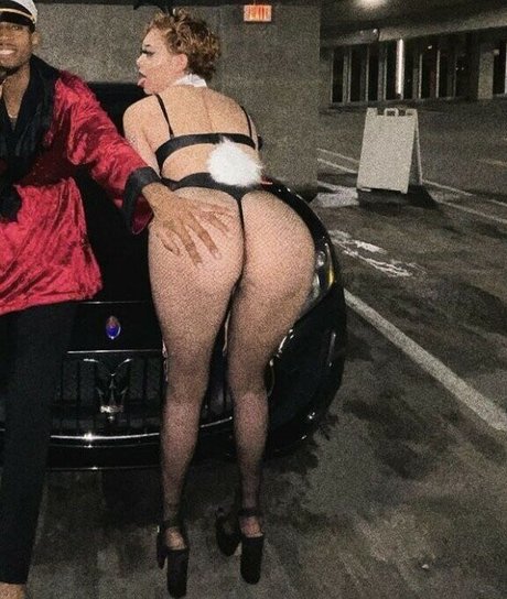 Naken läckt OnlyFans-bild av Angelixxxo