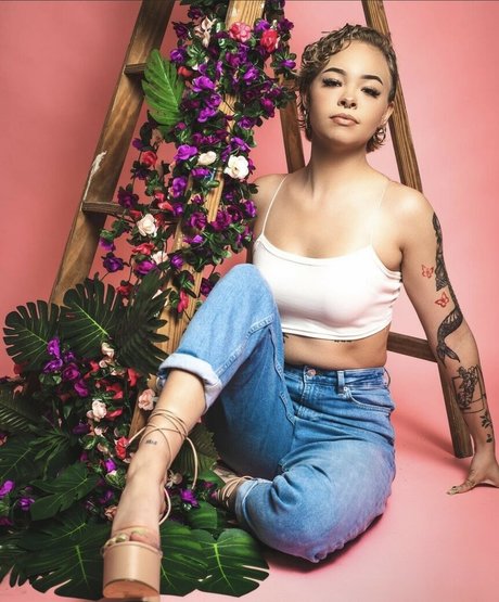 Angelixxxo