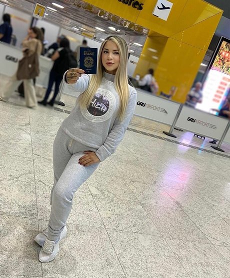 Nahá fotka uniklých OnlyFans od Rafaela Nakamura