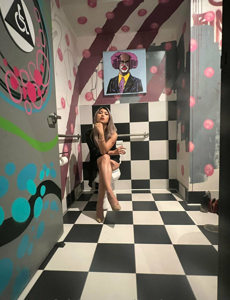 Naken läckt OnlyFans-bild av Jiaoyingsummers
