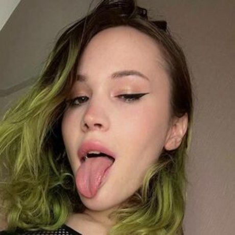 Naken lekkede OnlyFans-bilde av Toomanypeachess