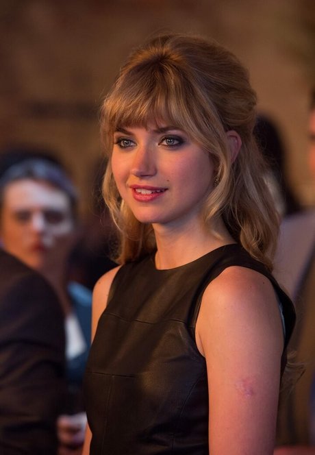 Nahá fotka uniklých OnlyFans od Imogen Poots
