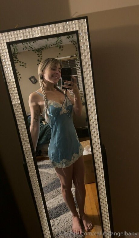 Nacktes geleaktes OnlyFans-Foto von Lolidkimjustakitten