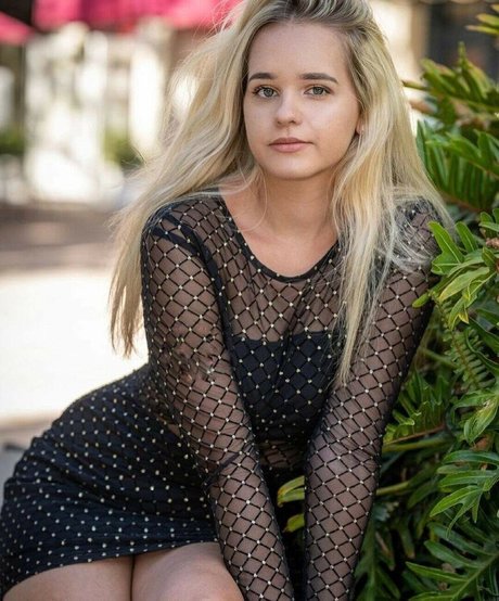 Naken läckt OnlyFans-bild av Valkyrie Mcfey