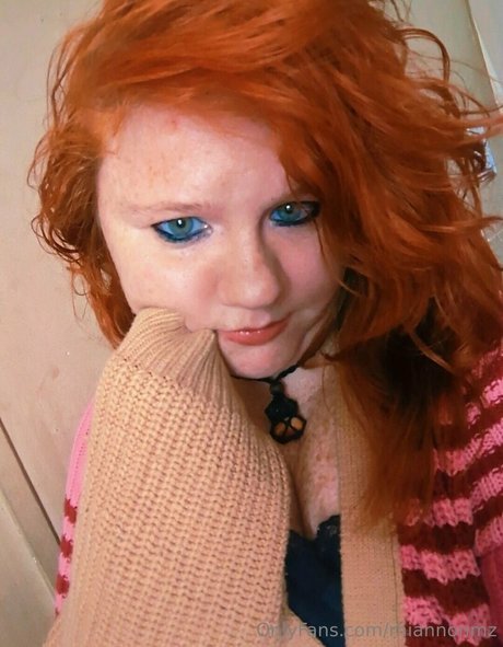 Nagie wyciekłe zdjęcie OnlyFans od Rhiannonmz