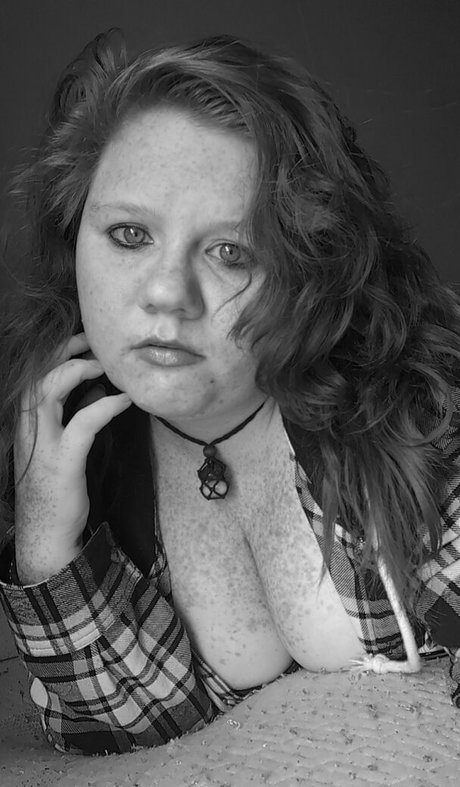 Foto desnuda filtrada de OnlyFans de Rhiannonmz