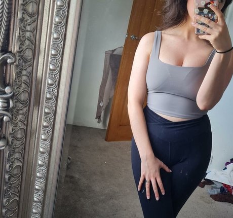 Naken läckt OnlyFans-bild av Georgia Veitch