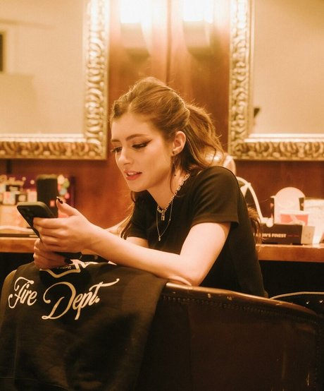 Chrissy Costanza