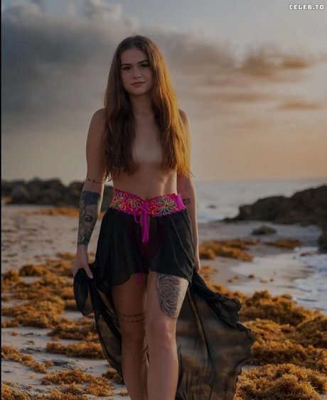 Nacktes geleaktes OnlyFans-Foto von Chalinal