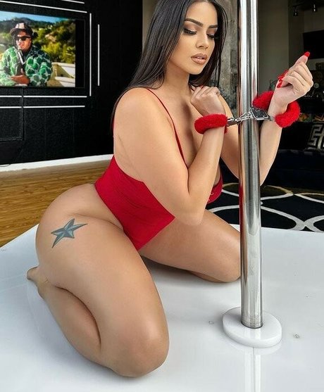 Jessenia Rebecca