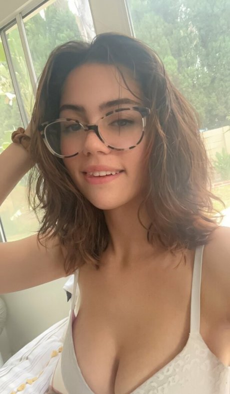 Ellie Nova