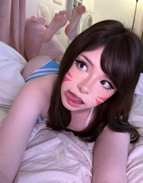 Naken lekkede OnlyFans-bilde av Lilyraedoll