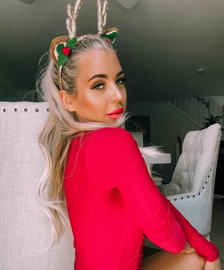 Billie Loves
