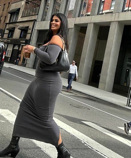 Nahá fotka uniklých OnlyFans od Drew Afualo