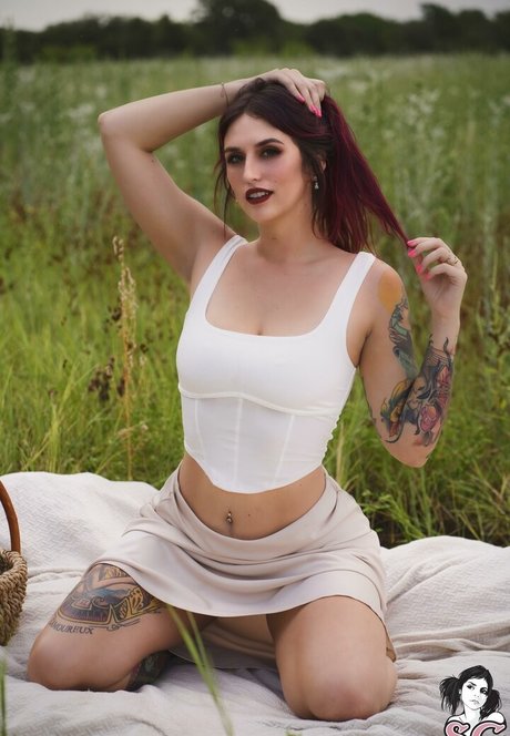 Lovemeferal