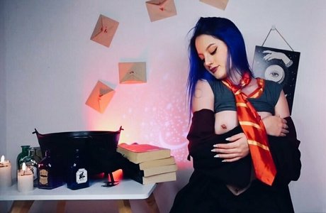 Naken lekkede OnlyFans-bilde av Isabellacrz