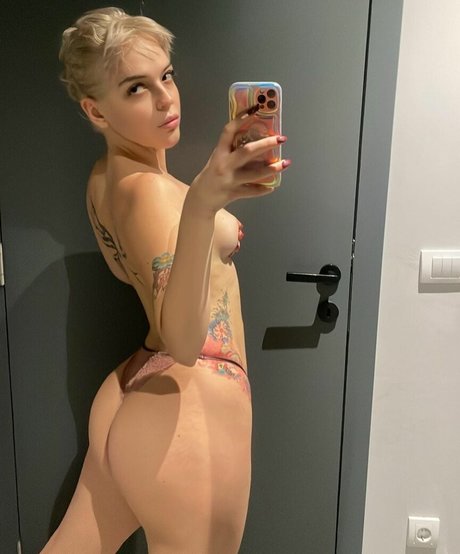 Nahá fotka uniklých OnlyFans od Marija P