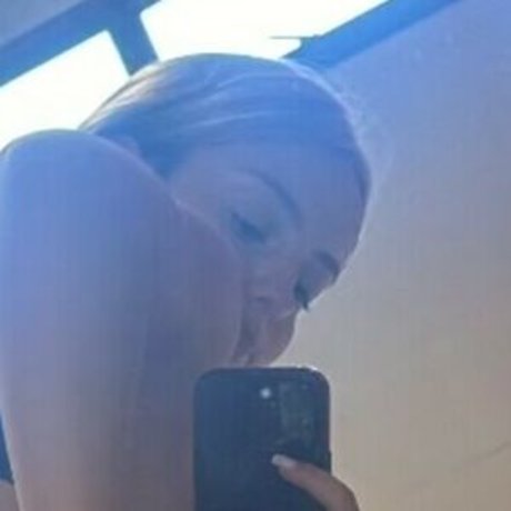 Naken lekkede OnlyFans-bilde av Sarah Estanislau
