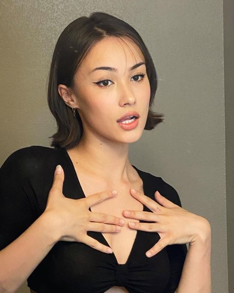 Nahá fotka uniklých OnlyFans od Vikkyboyce