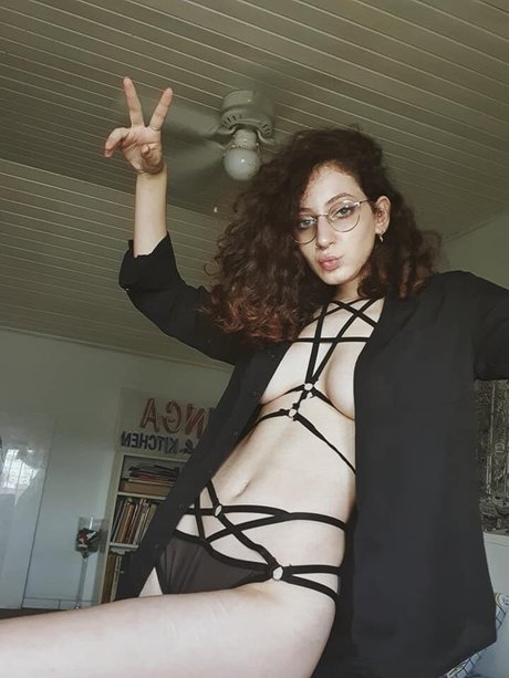 Обнаженная фотография утечки OnlyFans от Nico Aroy