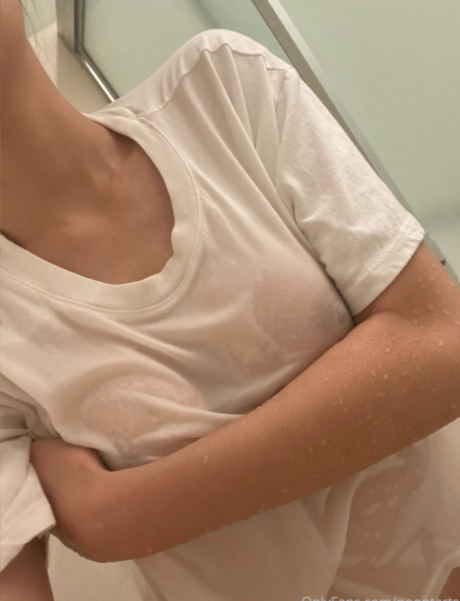 Nacktes geleaktes OnlyFans-Foto von Aimyyz