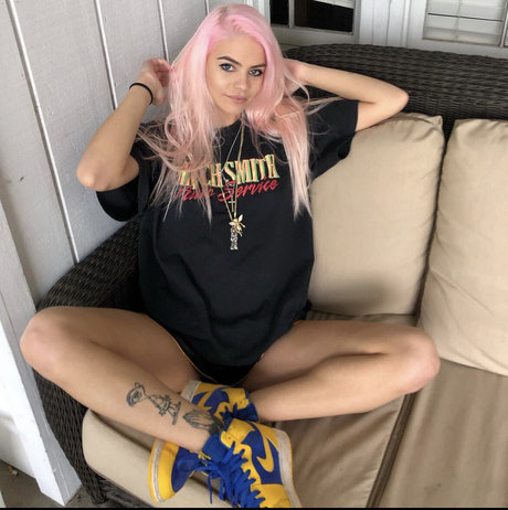 Hollie Rotten