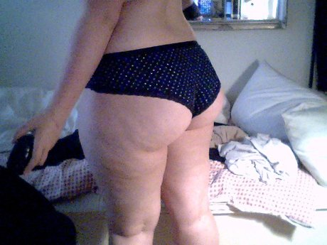 Naken lekkede OnlyFans-bilde av Otoni Ogni