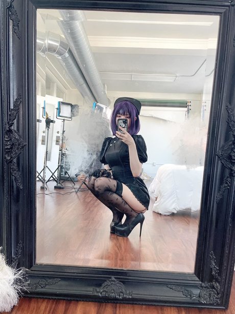Naakte gelekte OnlyFans-foto van Aru Rinh