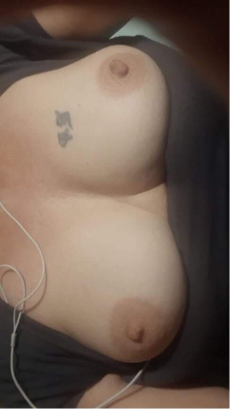 Naken läckt OnlyFans-bild av Dana Jones
