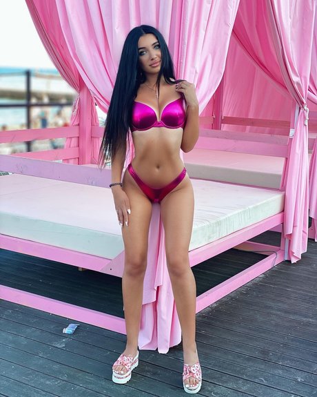 Naken lekkede OnlyFans-bilde av Dianna Petrova