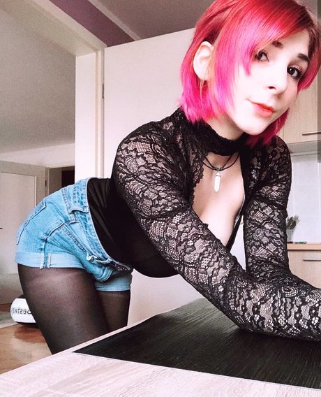 Nahá fotka uniklých OnlyFans od Julez Notyourwaifu