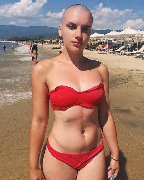 Naken lekkede OnlyFans-bilde av Olivera Draca