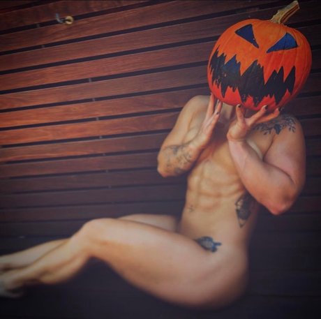 Naken lekkede OnlyFans-bilde av Dani Speegle