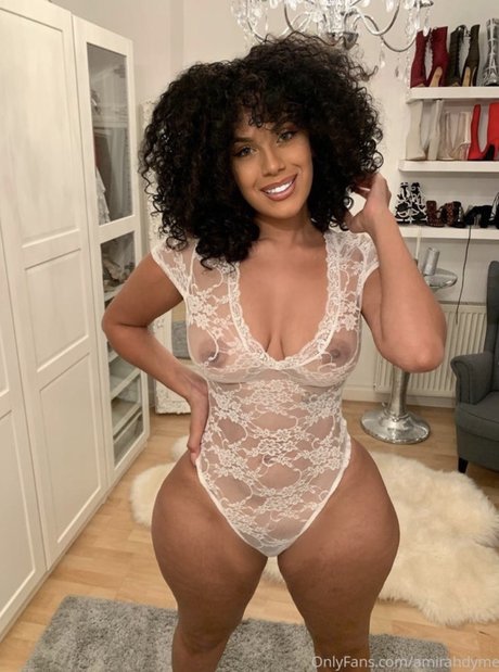 Amirah Dyme OnlyFansリークヌード写真