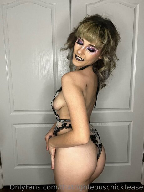 Naken lekkede OnlyFans-bilde av Thatrighteouschicktease