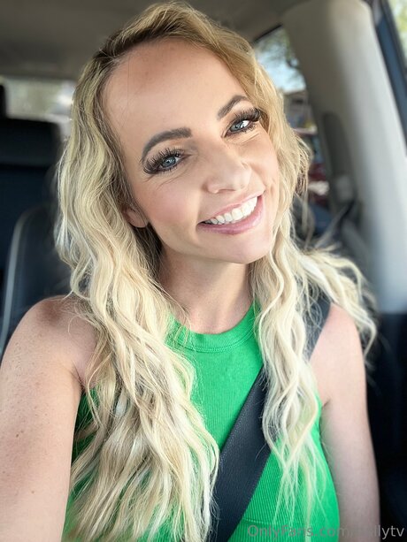Hxllytv