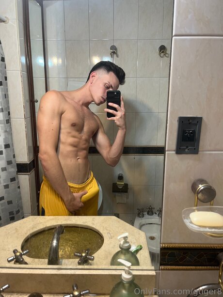 Nahá fotka uniklých OnlyFans od Gtiger8