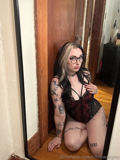 Naken läckt OnlyFans-bild av Kittiownsyou