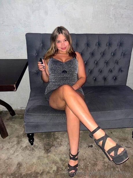 Foto nua vazada do OnlyFans de Lovelybettyy