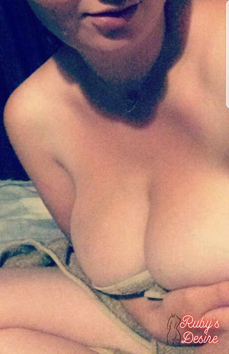 Alaston vuotanut OnlyFans-kuva Rubysdesire